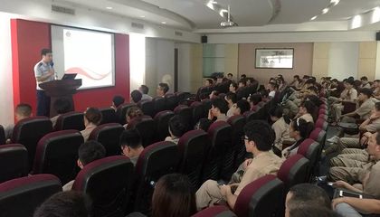 公司開(kāi)展防暑降溫與消防知識(shí)培訓(xùn)及應(yīng)急演練活動(dòng)